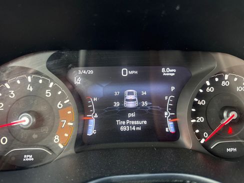Used 2022 Jeep Compass Latitude AWD/4WD image 13