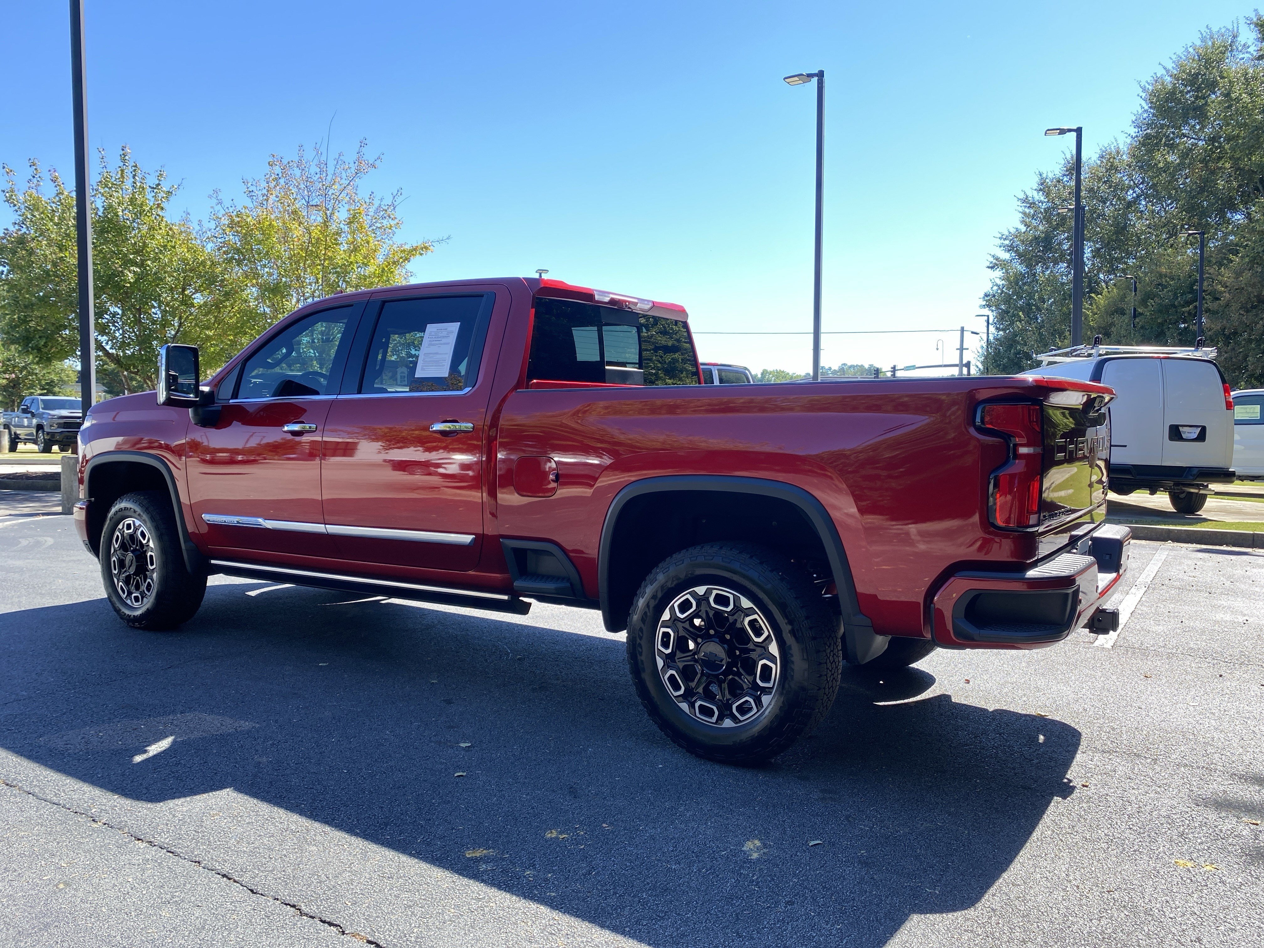 Used 2026 Chevrolet Silverado 2500 High Country w/ High Country Premium Package AWD/4WD image 53
