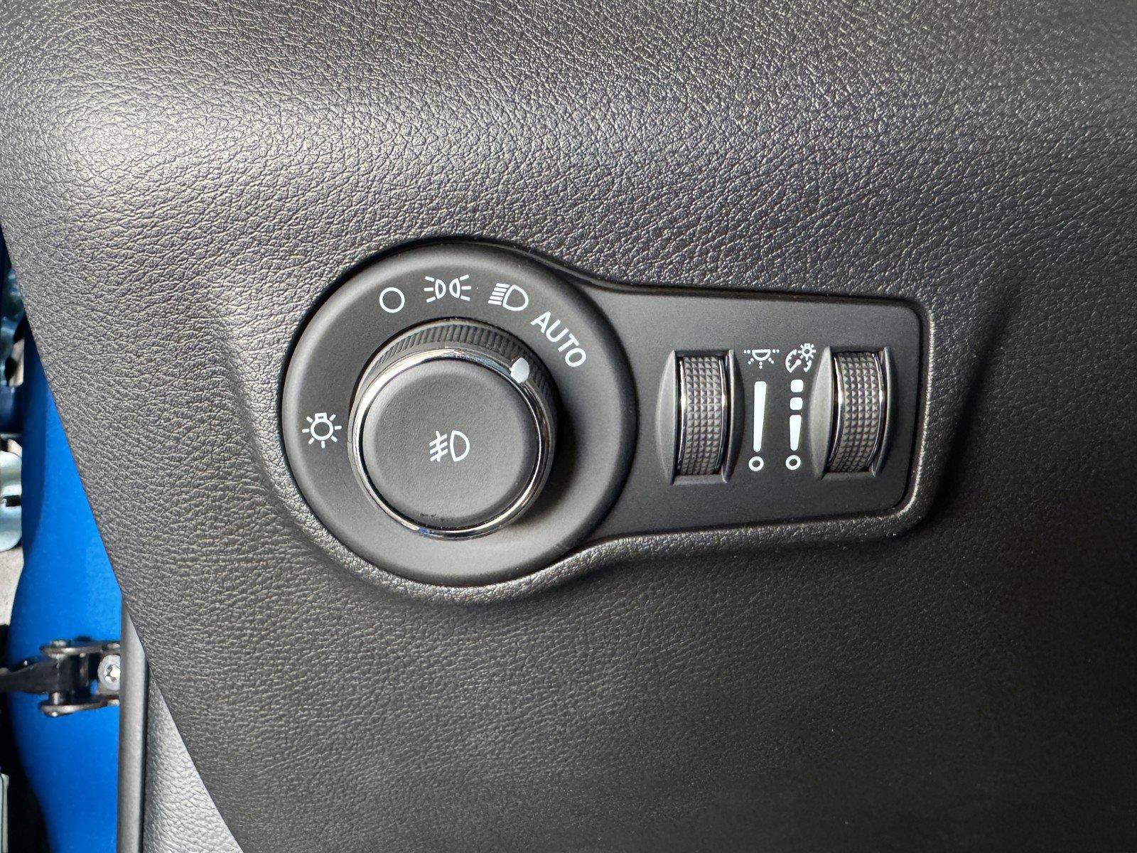 New 2026 Jeep Compass Latitude AWD/4WD image 21