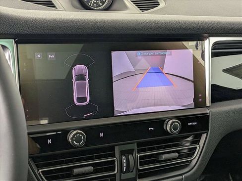 New 2026 Porsche Macan AWD/4WD image 19