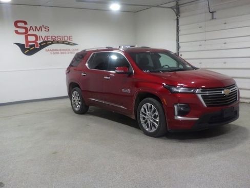Used 2022 Chevrolet Traverse High Country w/ LPO, Floor Liner Package image 5