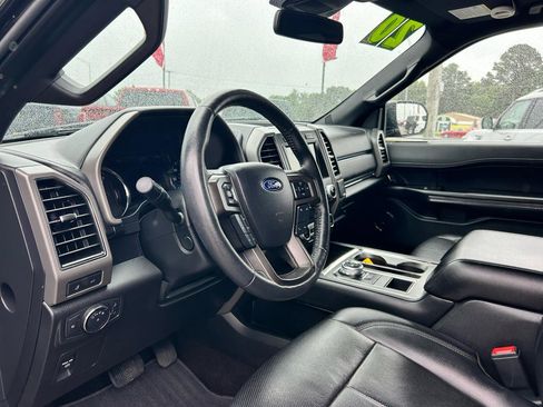 Used 2020 Ford Expedition XLT w/ Equipment Group 202A RWD image 6