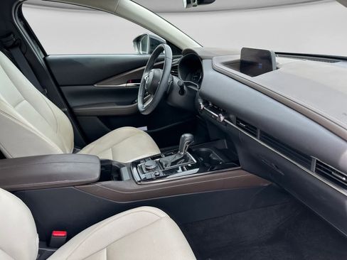 Used 2023 MAZDA CX-30 AWD 2.5 S w/ Premium Package image 18