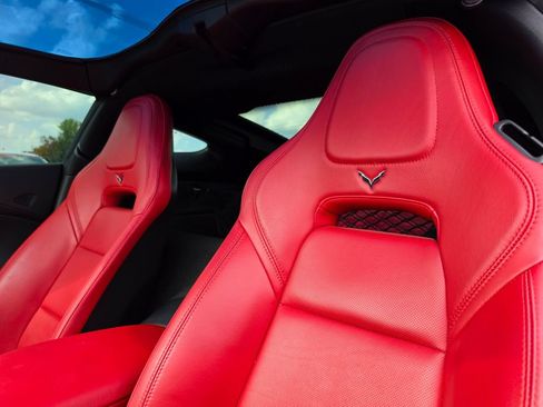 Used 2019 Chevrolet Corvette Stingray Coupe w/ 2LT Preferred Equipment Group RWD image 21