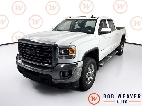 Used 2015 GMC Sierra 2500 SLE w/ SLE Preferred Package AWD/4WD image 3