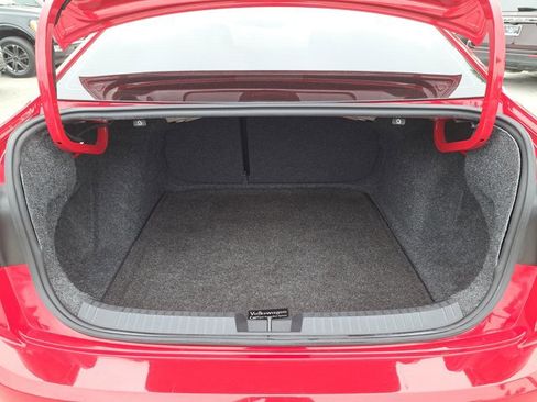 Used 2021 Volkswagen Jetta SEL image 9