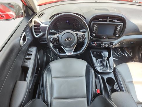 Used 2020 Kia Soul GT-Line FWD image 10