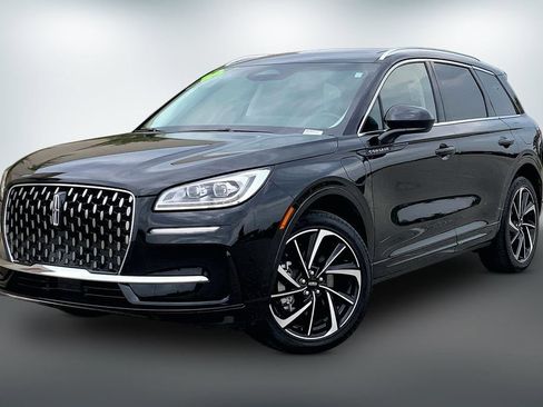 Used 2024 Lincoln Corsair Grand Touring AWD/4WD image 2