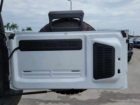 Used 2023 Ford Bronco Raptor AWD/4WD image 17