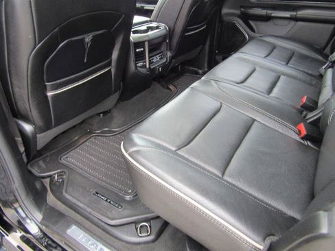 Used 2022 RAM 1500 Limited AWD/4WD image 19