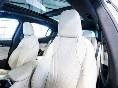 Used 2023 Maserati Grecale Modena image 39