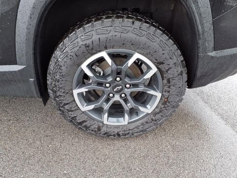 New 2025 Chevrolet Equinox ACTIV w/ Convenience Package III image 11