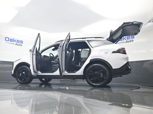 Certified 2026 Kia Sportage X-Line w/ X-Line Premium Package AWD/4WD image 63