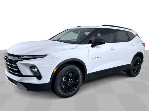 New 2026 Chevrolet Blazer LT w/ Convenience Package image 4
