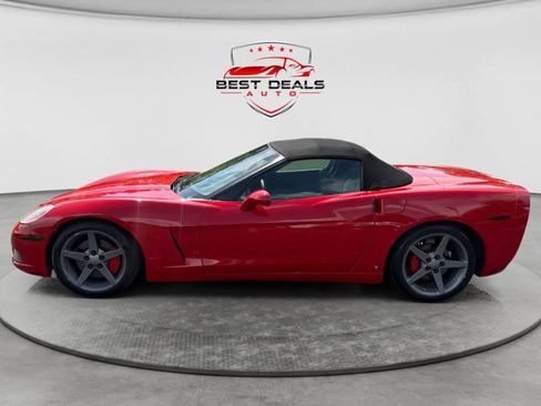 Used 2006 Chevrolet Corvette Convertible w/ Preferred Equipment Group RWD image 2