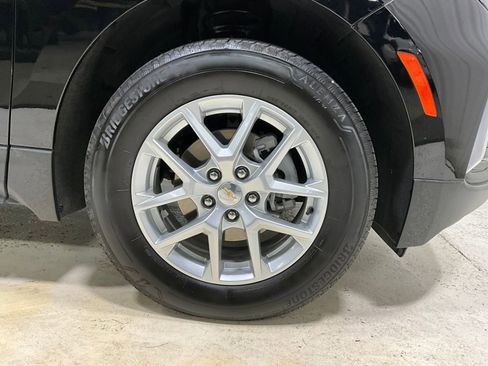 Used 2023 Chevrolet Equinox LT image 9