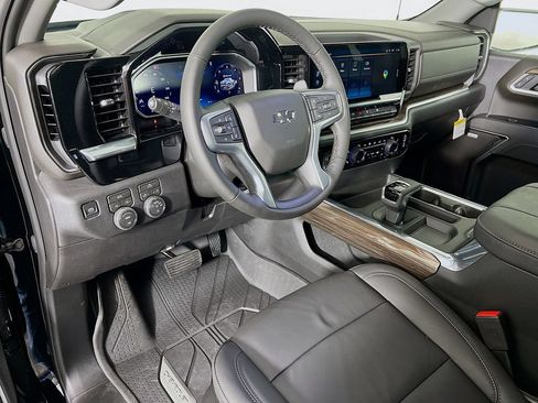 New 2026 Chevrolet Silverado 1500 RST w/ Convenience Package II AWD/4WD image 9