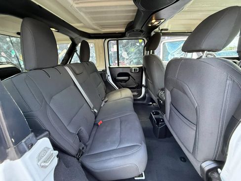 Used 2021 Jeep Wrangler Unlimited Sport AWD/4WD image 27