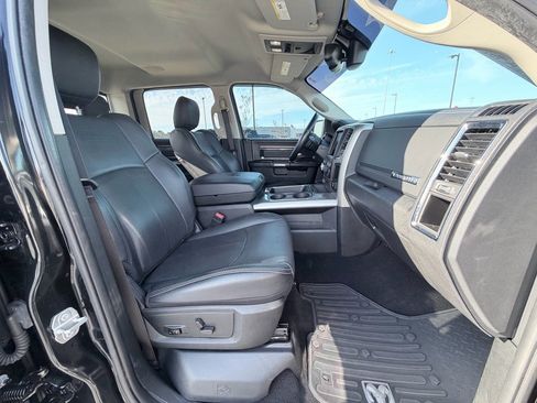 Used 2018 RAM 1500 Laramie image 20