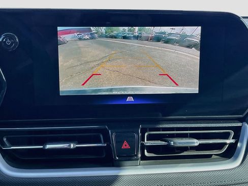 Used 2025 Chevrolet TrailBlazer LT w/ Convenience Package FWD image 13