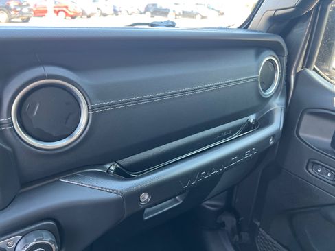 Used 2021 Jeep Wrangler Unlimited Rubicon 4xe w/ Cold Weather Group image 33