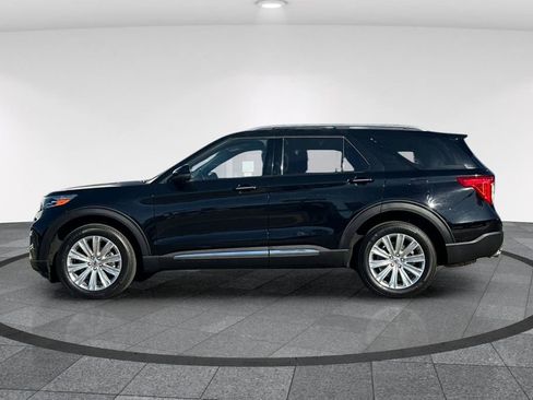 Certified 2023 Ford Explorer Limited w/ Hybrid Equipment Group 310A image 9