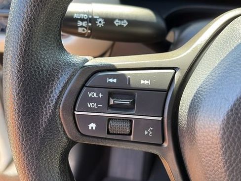 Used 2026 Honda HR-V LX image 12
