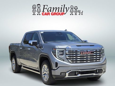 Used 2023 GMC Sierra 1500 Denali AWD/4WD image 2