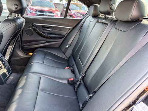 Used 2018 BMW 330i Sedan image 18