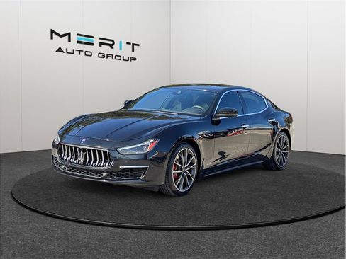 Used 2019 Maserati Ghibli S GranLusso image 4