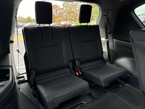 Used 2024 Lexus LX 600 F Sport image 38