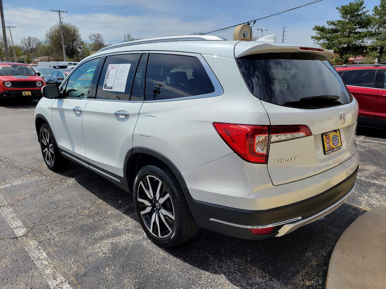 Used 2020 Honda Pilot Touring image 32