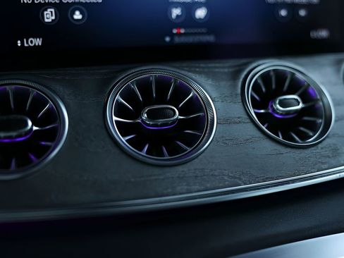 Used 2021 Mercedes-Benz AMG GT 53 w/ Driver Assistance Package image 41