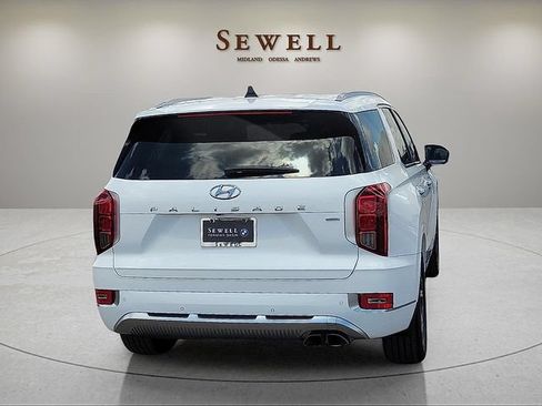 Used 2022 Hyundai Palisade Calligraphy w/ Winter Package AWD/4WD image 5