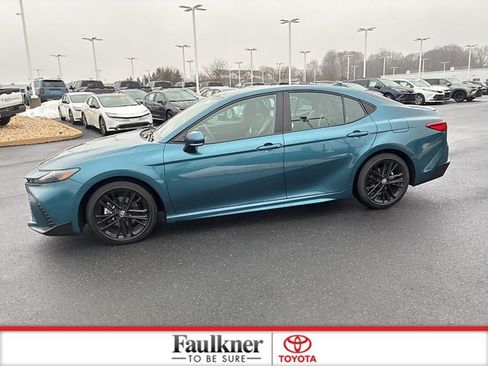 Certified 2025 Toyota Camry SE image 14