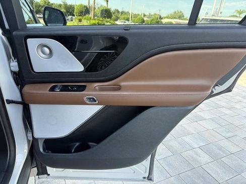 Certified 2024 Lincoln Aviator Reserve w/ Equipment Group 201A RWD image 23