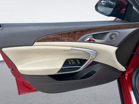 Used 2013 Buick Regal Premium FWD image 18