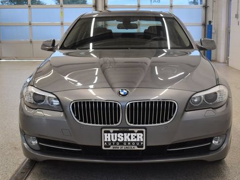 Used 2011 BMW 535i xDrive Sedan AWD/4WD image 3