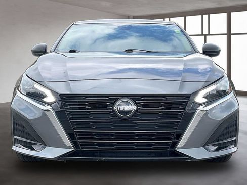 Used 2024 Nissan Altima 2.5 S FWD image 2