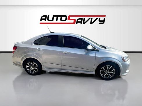 Used 2020 Chevrolet Sonic LT w/ Convenience Package FWD image 8