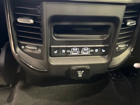 Used 2022 RAM 1500 Limited AWD/4WD image 50