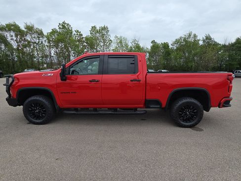 Used 2022 Chevrolet Silverado 3500 LTZ w/ LTZ Plus Package AWD/4WD image 5
