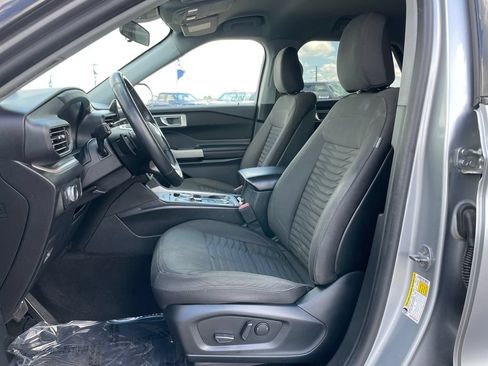 Used 2020 Ford Explorer XLT w/ Comfort Package AWD/4WD image 7