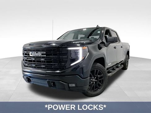 Used 2023 GMC Sierra 1500 Elevation w/ X31 Off-Road Package AWD/4WD image 4