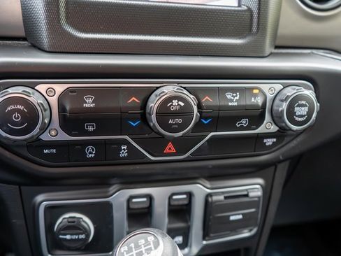 Used 2021 Jeep Wrangler Sport image 20