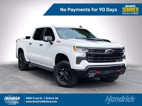 Used 2022 Chevrolet Silverado 1500 LT Trail Boss w/ LT Trail Boss Premium Package AWD/4WD image 1