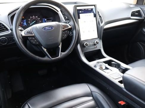 Used 2024 Ford Edge SEL AWD/4WD image 4