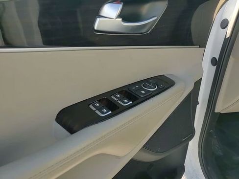 Used 2019 Kia Sorento EX w/ EX Touring Package image 13