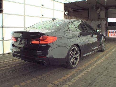 Used 2020 BMW M550i xDrive w/ Executive Package image 4