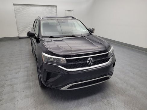 Used 2023 Volkswagen Taos SE w/ Black Wheel Package AWD/4WD image 14